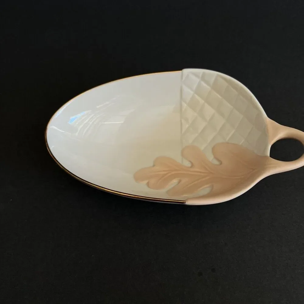 Lenox Porcelain Acorn Candy Dish Ivory w/Gold Trim 6.25